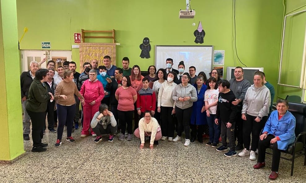 Día Mundial del Síndrome de Down: visita de la Cofradía a Asprona.