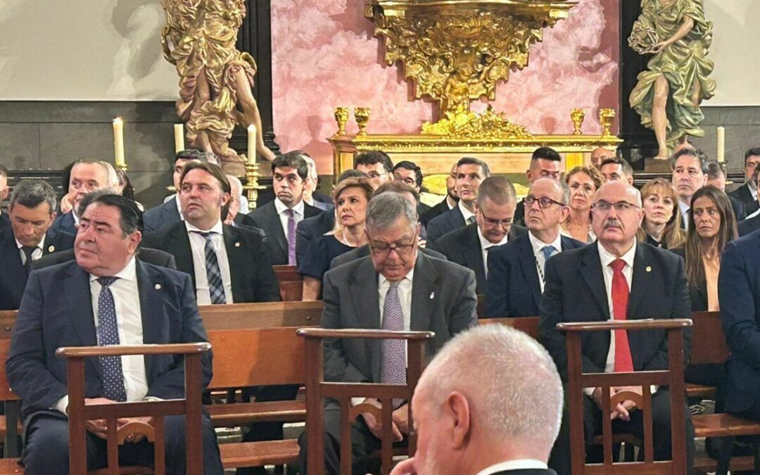 Toma de posesión del nuevo abad de la Cofradía del Dulce Nombre de Jesús Nazareno